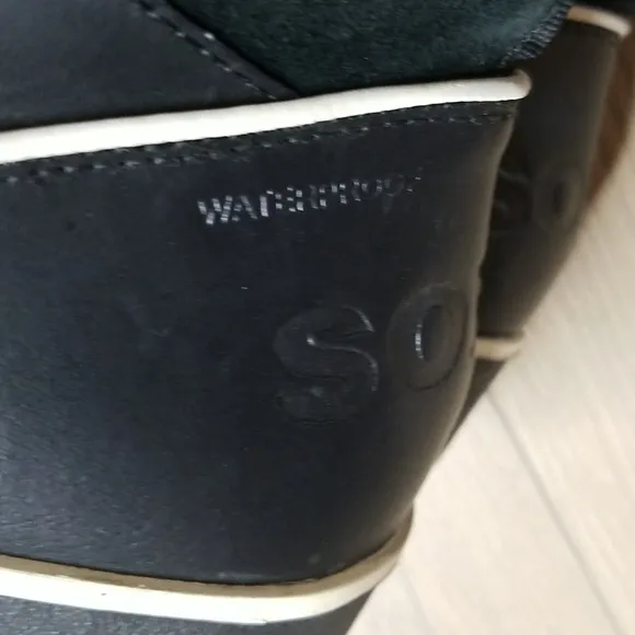 Sorel Women's Tivoli V Winter Boot black sz 10 NWOT