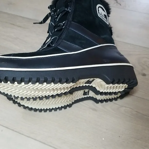 Sorel Women's Tivoli V Winter Boot black sz 10 NWOT