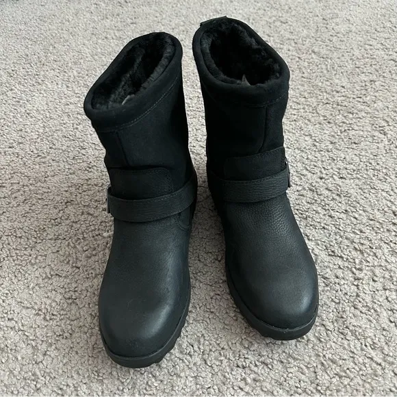 Sperry Shoes Womens Size 6 Black Leather Suede Buckle Shearling Lined Boots