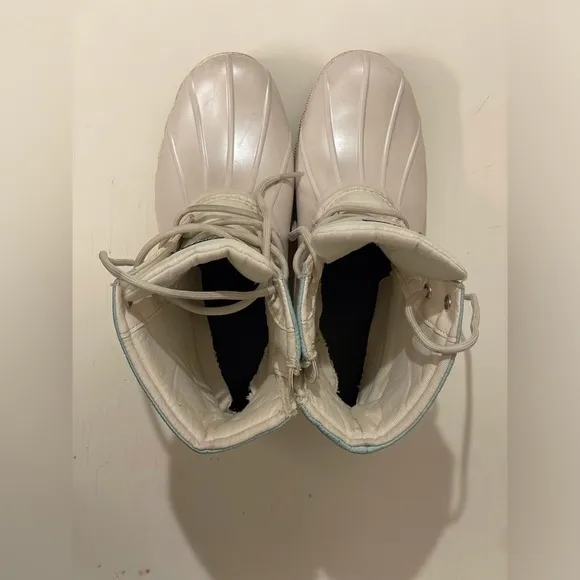 SPERRY TOP-SIDER® Saltwater Water Resistant Boots Size 4 M