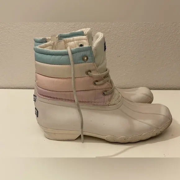 SPERRY TOP-SIDER® Saltwater Water Resistant Boots Size 4 M