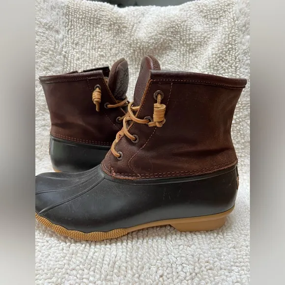 Sperry Top-Sider Saltwater Waterproof Leather Duck Boots Women’s Size 10