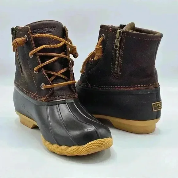 Sperry women’s saltwater boots, 7.5