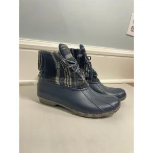 Sperry Women’s size 8.5 waterproof rubber ankle boot blue plaid upper, zipper