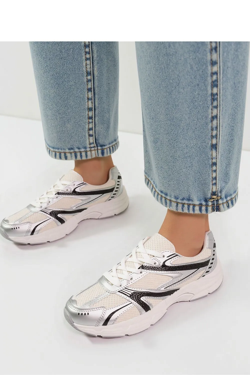 Sport Shoes Inello