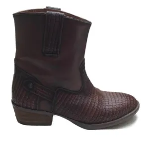 Sterling River Boots Croc Embossed Brown Leather Pull-On R-Toe Shorties Size 8