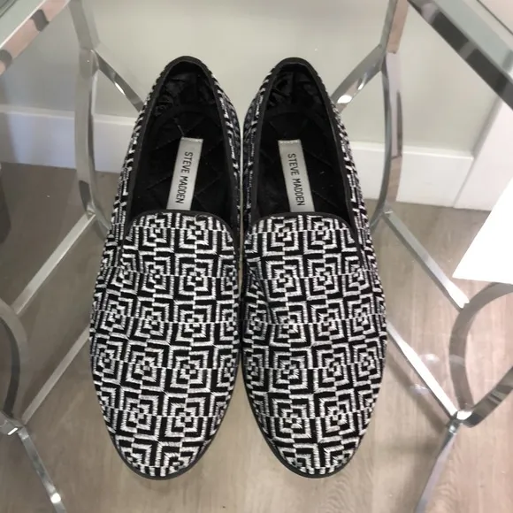 ❤️Steve Madden Men’s Black/White Calculus Slip-on Loafers Dress Shoes, S…