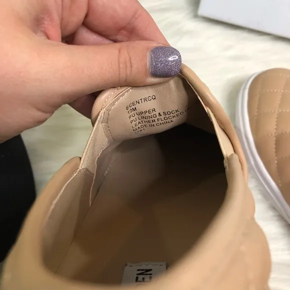 Steve Madden quilted slide ons