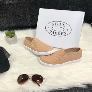 Steve Madden quilted slide ons