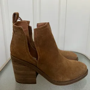 Steve Madden Sharini Chestnut Suede Heeled Ankle Boots Size 9