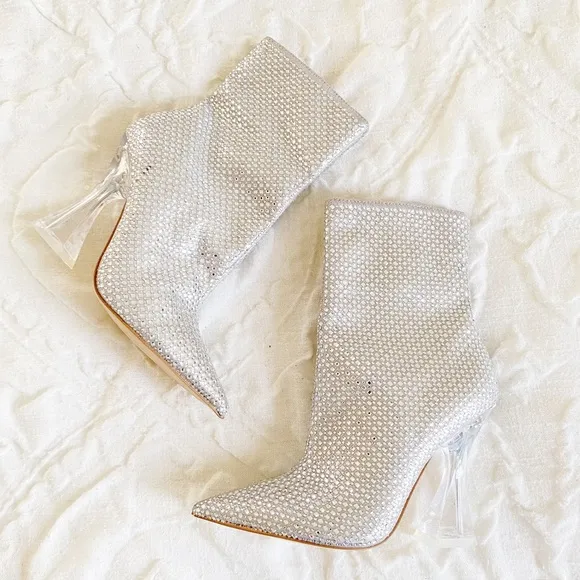 Steve Madden Vivy Booties Size 5.5
