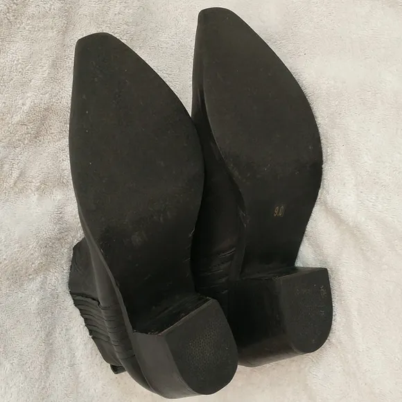 Steve Madden Webster‎ Western Style Cowboy Boots Booties