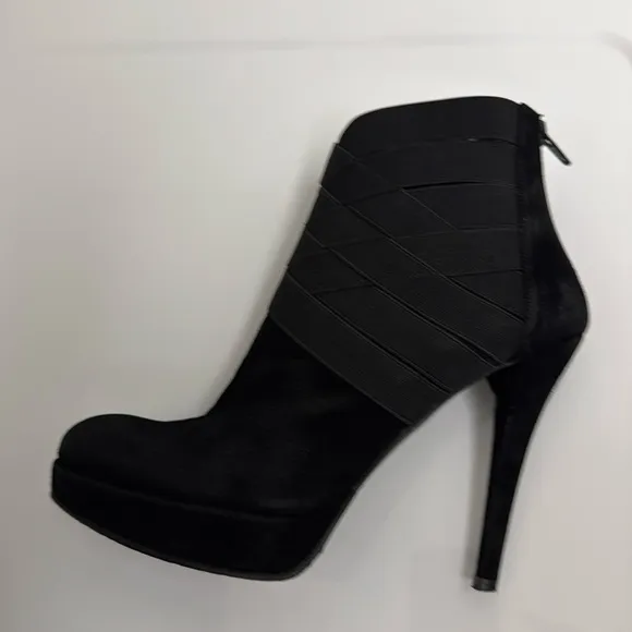 Stewart Weitzman Papoose Ankle Boots Black Suede Stiletto Heels Rubber Sole 7.5