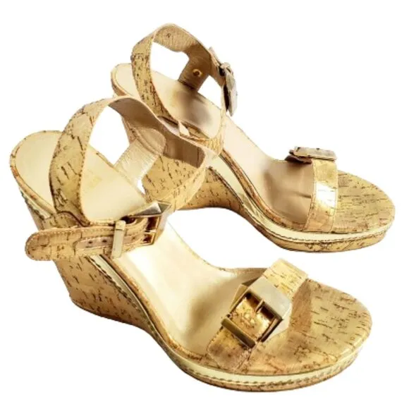 Stuart Weitzman Annex Cork Wedge Gold Metallic Sandals. 9N