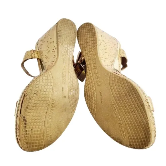 Stuart Weitzman Annex Cork Wedge Gold Metallic Sandals. 9N
