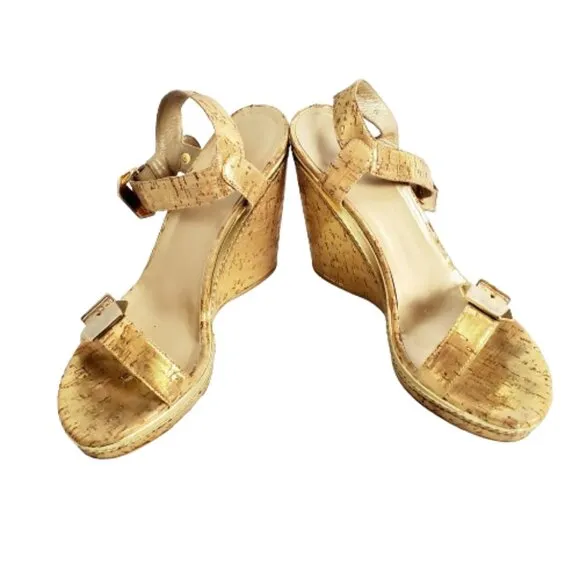 Stuart Weitzman Annex Cork Wedge Gold Metallic Sandals. 9N