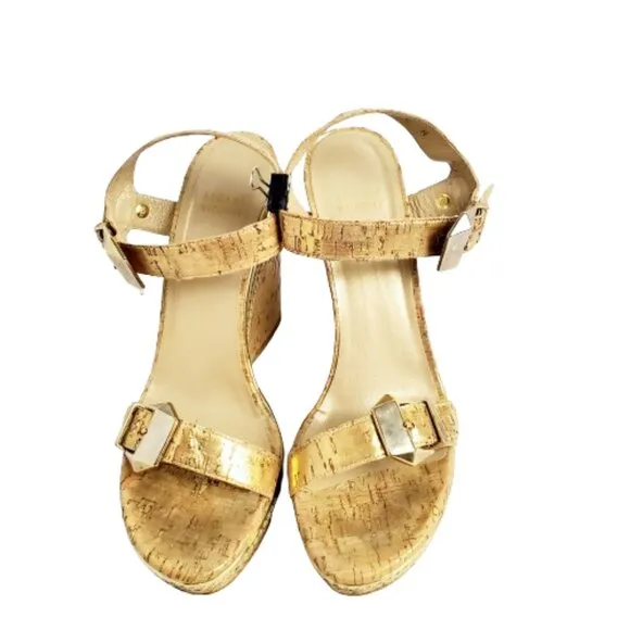 Stuart Weitzman Annex Cork Wedge Gold Metallic Sandals. 9N