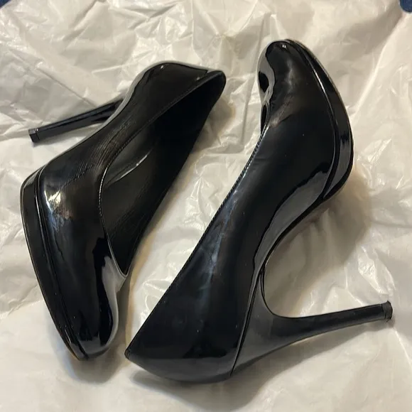 Stuart Weitzman Black Patent Leather High Heels Shoes Size 8.5