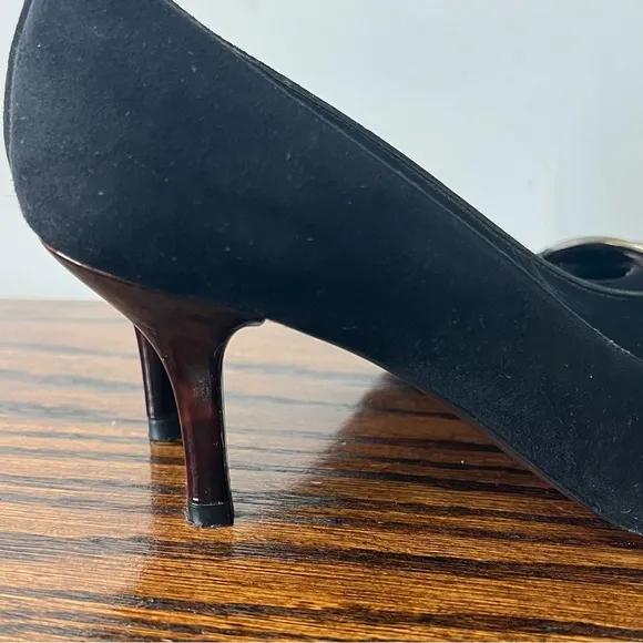Stuart Weitzman Black Suede Heels Pointed Toe Buckle Pumps Size 8 Career Office