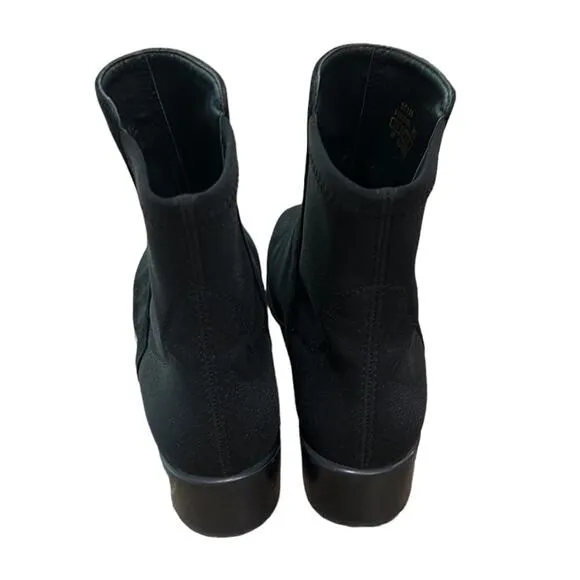 Stuart Weitzman Easyon Reserve suede and neoprene ankle boots Size 5