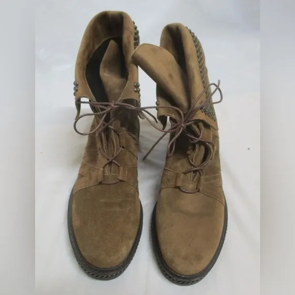STUART WEITZMAN embellished suede‎ ankle boots size 6.5 NWOT
