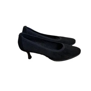 Stuart Weitzman Heels Shoes Almond Toe Suede Leather Perforated 7