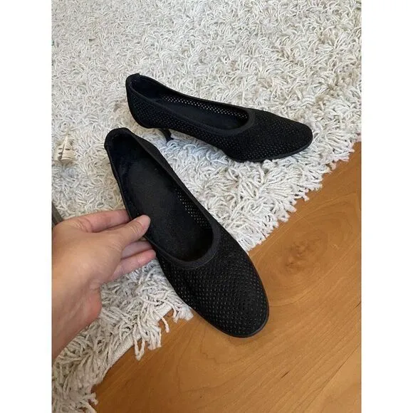 Stuart Weitzman Heels Shoes Almond Toe Suede Leather Perforated 7