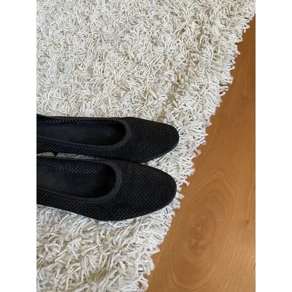 Stuart Weitzman Heels Shoes Almond Toe Suede Leather Perforated 7