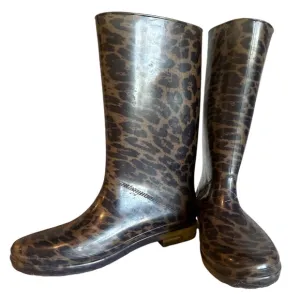 STUART WEITZMAN RUBBER ANIMAL PRINT BOOTS