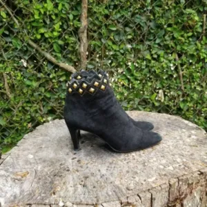 Stuart Weitzman Womens  Black Suede Zip Heel Boots