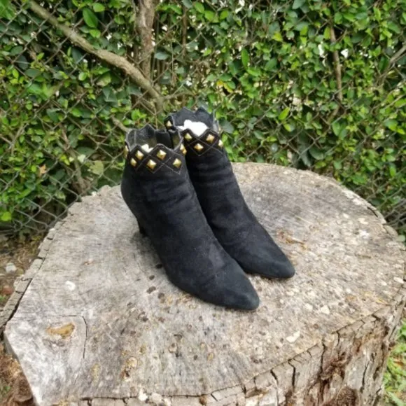 Stuart Weitzman Womens  Black Suede Zip Heel Boots