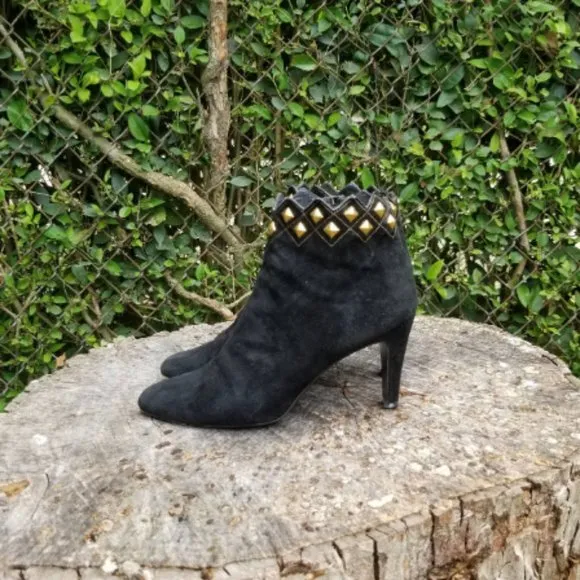 Stuart Weitzman Womens  Black Suede Zip Heel Boots