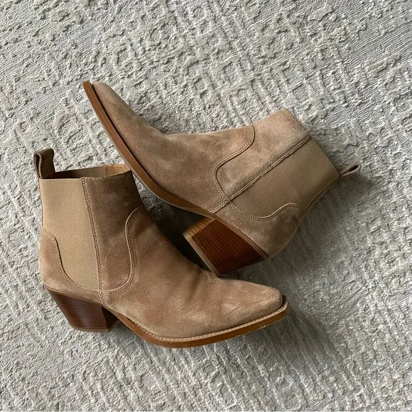 Suede boots size 8.5