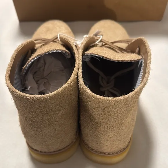 Suede Chukka Boots Mens 11  Tan American Eagle
