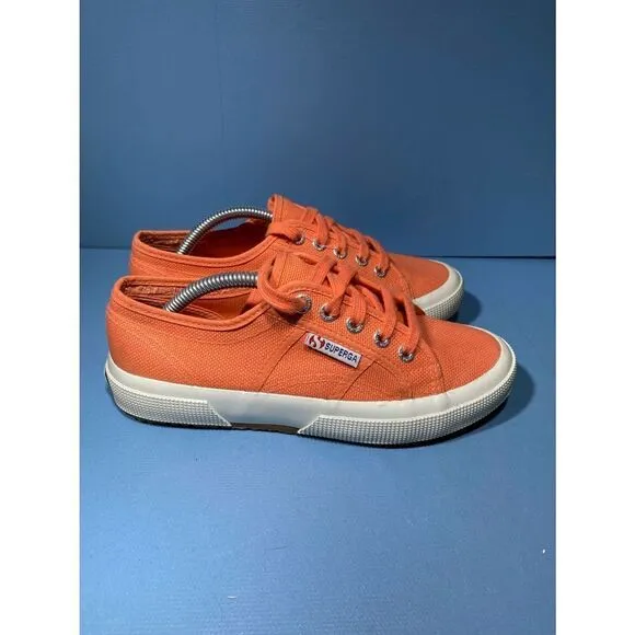 Superga Women's Size 6 US Coral Lace Up Low Top Lace Up Canvas  Shoes M 4,5