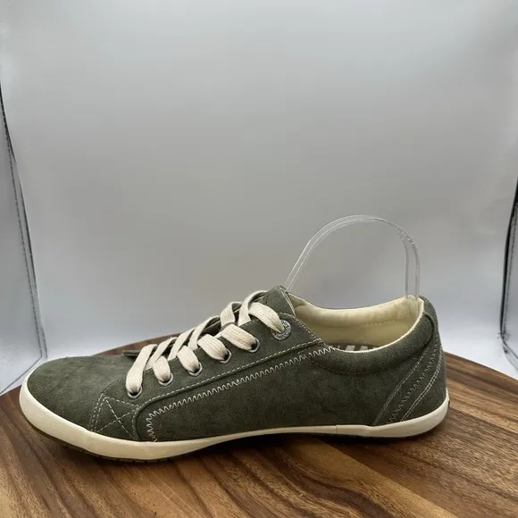 Taos Star Canvas Sneaker Shoes Low Top Lace Up Comfort Casual Green Women's 11