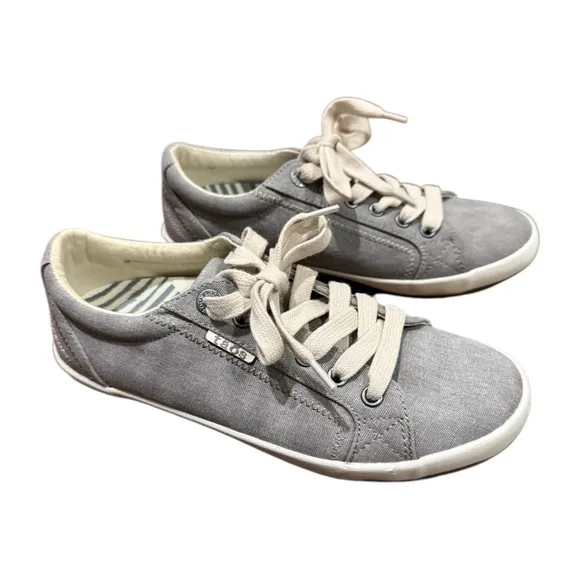 TAOS Star Lace-up Canvas Shoes Sneakers Gray