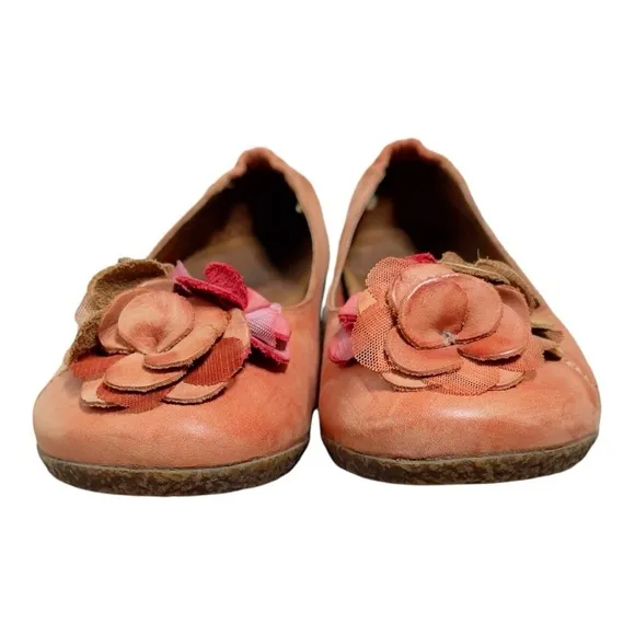 Taos Utopia Mango Orange Leather Floral Slip-on Shoes | Size US 7.5-8