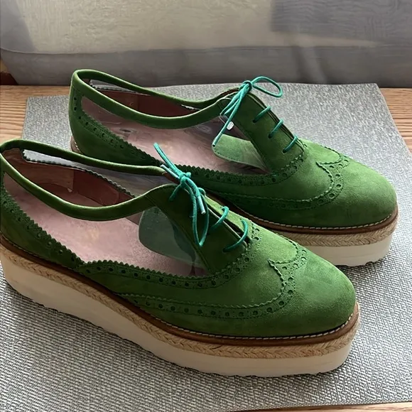 TBA To Be Announced Rare Green Suede Platform Shoes Size 11