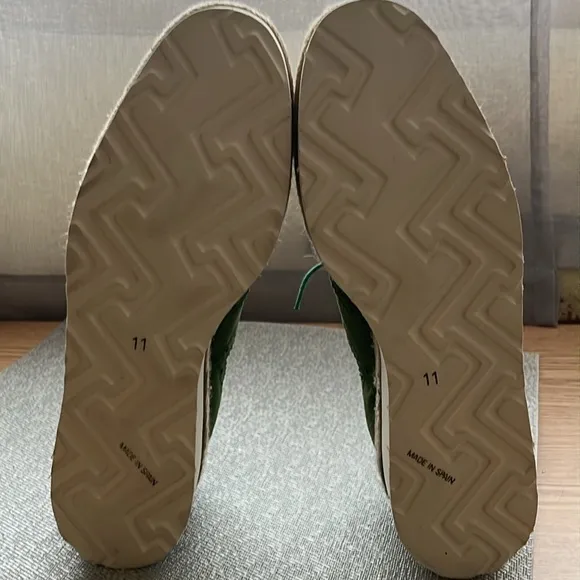 TBA To Be Announced Rare Green Suede Platform Shoes Size 11