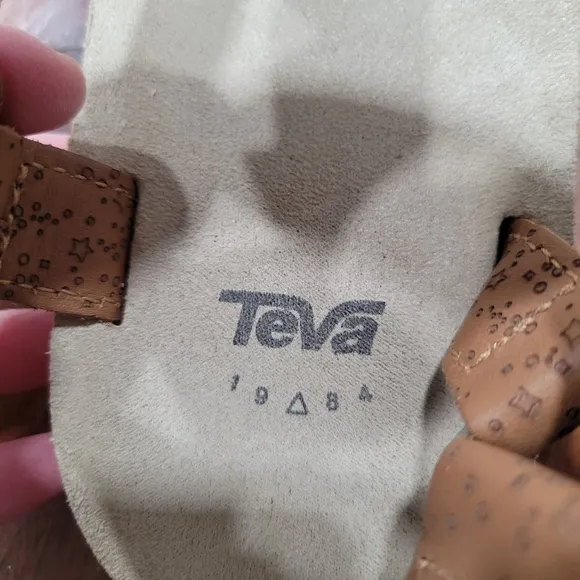 Teva Midform Universal Star Sandals Woman's Style #1110763  Size 9