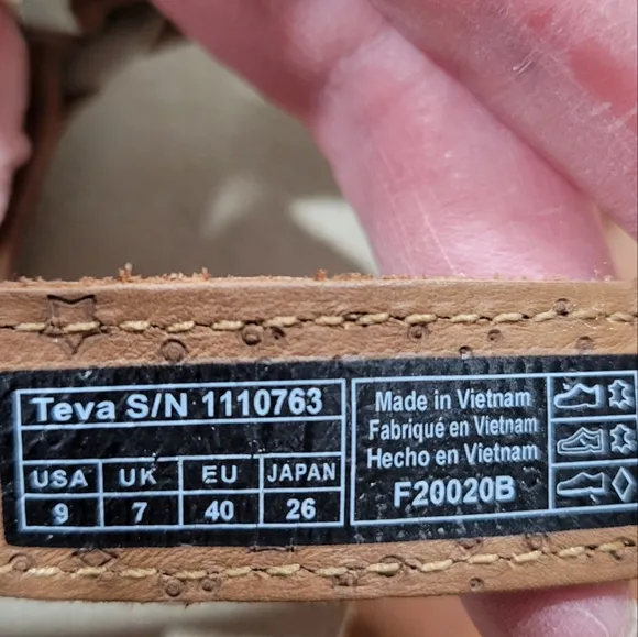 Teva Midform Universal Star Sandals Woman's Style #1110763  Size 9