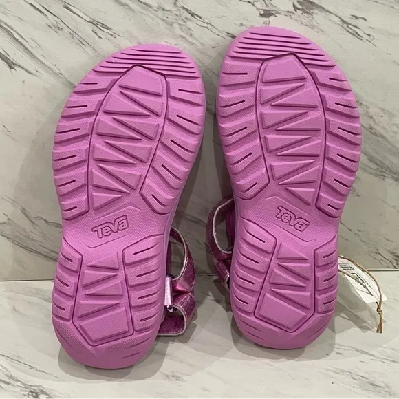 Teva x Christian Cowan Hurricane XLT 2 Pink Sandals Womens Size 7 NWT.