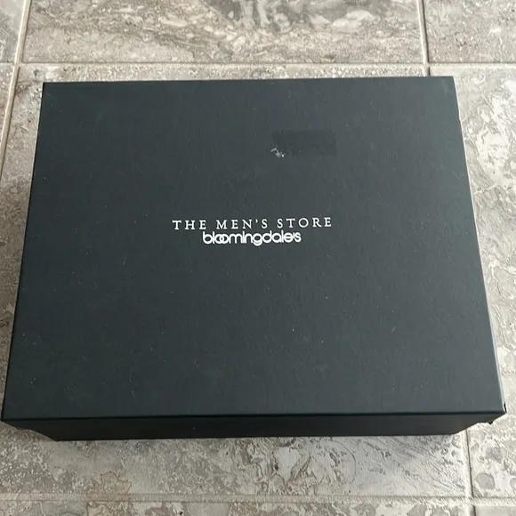The Men's Store at Bloomingdale's Lace-Up Cap Toe Boots, Size 8.5 Retail $220