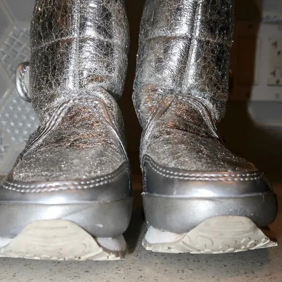 The Rubber Duck Cracked Metallic Girls Size 7