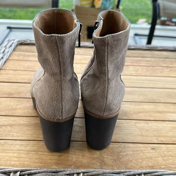 The Shoe Box Suede Wedge Ankle Boots 39