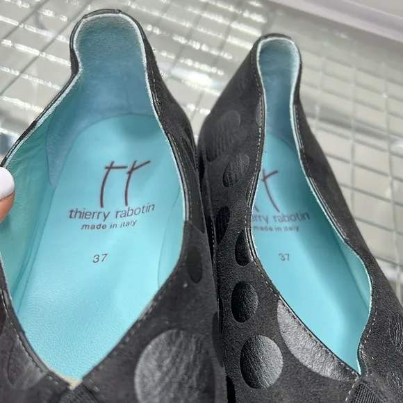 Thierry Rabotin Sz 37 Charcoal Gray Leather Suede Elastic Vamp Flat Shoes