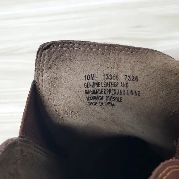 Timberland Boots Brown Leather Black Thick Rubber Sole Size 10M