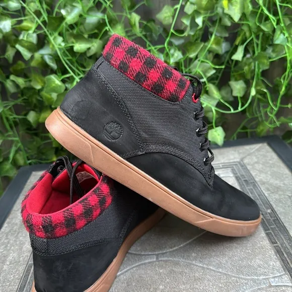 Timberland Brown Chukka Boots with Lace-Up Closure and Rubber Sole