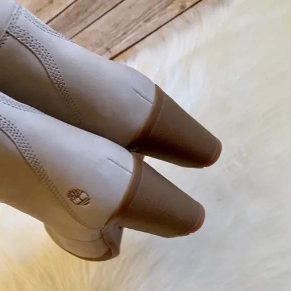 Timberland Camdale 6” Light Taupe Boots